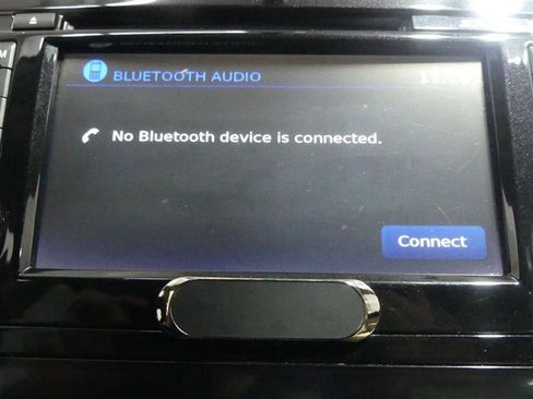 Used 2016 Nissan Rogue SV w/ SV Premium Package image 41