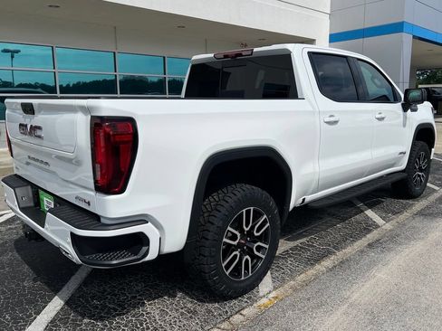 New 2026 GMC Sierra 1500 AT4 w/ AT4 Premium Package AWD/4WD image 4