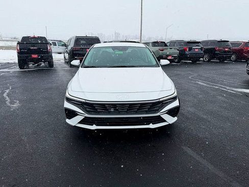 New 2026 Hyundai Elantra Blue image 2