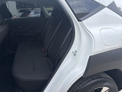 Used 2025 Hyundai Kona SEL image 14