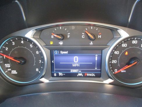 Used 2024 Chevrolet Equinox LT image 17