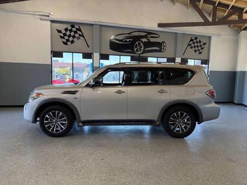 Used 2020 Nissan Armada SL w/ Premium Package image 4