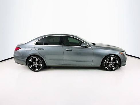 Used 2025 Mercedes-Benz C 300 Sedan image 9