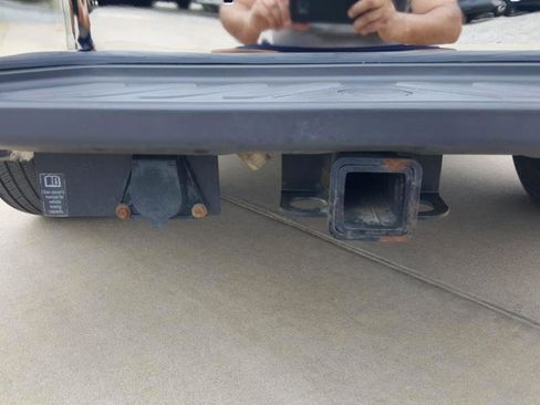 Used 2016 Nissan Frontier SV image 21