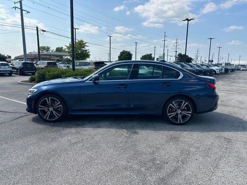Used 2022 BMW 330i xDrive Sedan w/ Premium Package 2 AWD/4WD image 4