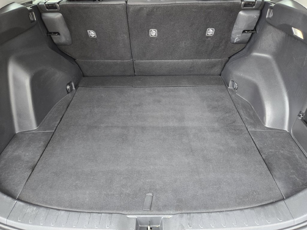 Used 2024 Toyota RAV4 XLE FWD image 24