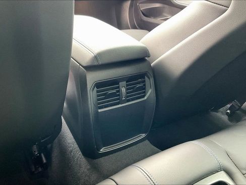 Used 2024 BMW M2 image 10