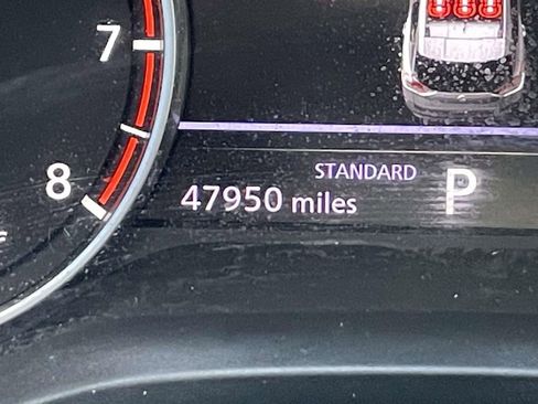 Used 2023 Nissan Rogue SV image 24