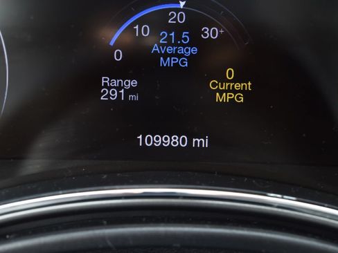 Used 2018 Jeep Grand Cherokee Overland AWD/4WD image 24