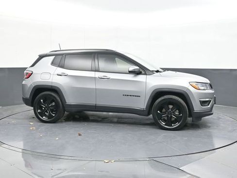Used 2019 Jeep Compass Altitude image 18