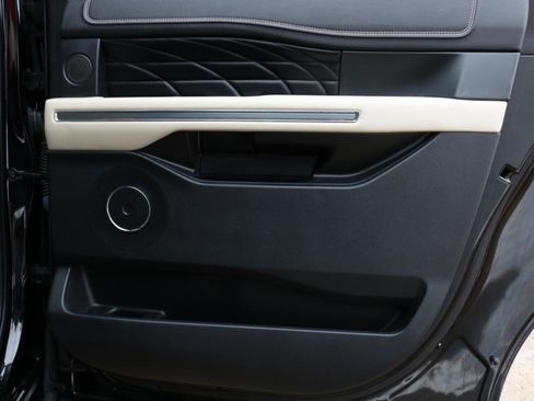 Used 2018 Ford Expedition Max Platinum image 50