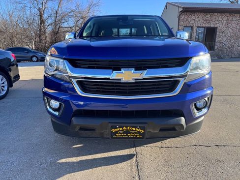 Used 2017 Chevrolet Colorado LT w/ Luxury Package, Chrome image 2