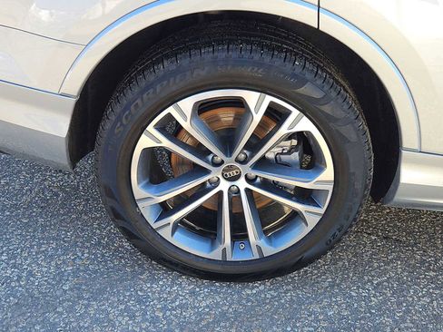 Certified 2025 Audi Q7 2.0T Premium Plus w/ Premium Plus Package AWD/4WD image 8