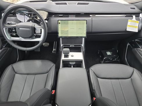 New 2026 Land Rover Range Rover Long Wheelbase SE AWD/4WD image 39