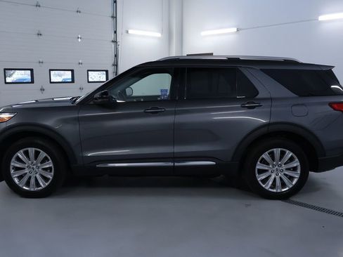Used 2022 Ford Explorer Limited w/ Hybrid Equipment Group 310A image 4