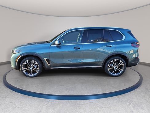 New 2026 BMW X5 xDrive40i AWD/4WD image 8