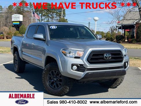 Used 2023 Toyota Tacoma SR5 AWD/4WD image 1
