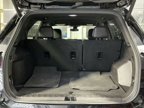 Used 2023 Chevrolet Equinox RS image 32