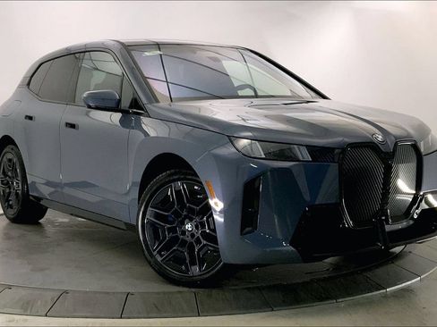 New 2026 BMW iX xDrive45 w/ M Sport Package AWD/4WD image 10