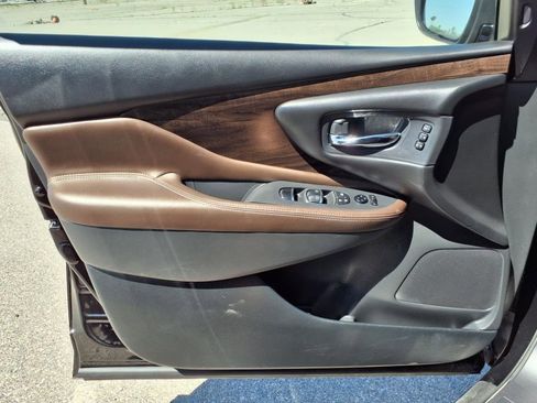 Used 2023 Nissan Murano Platinum w/ Cargo Package image 22