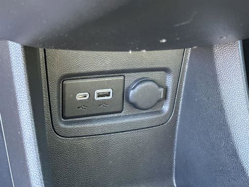 Used 2019 Chevrolet Spark LT image 24