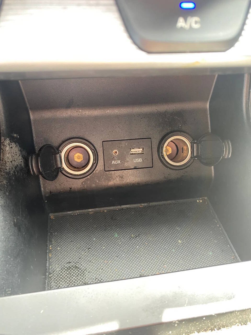 Used 2019 Hyundai Elantra SE w/ Cargo Package FWD image 2