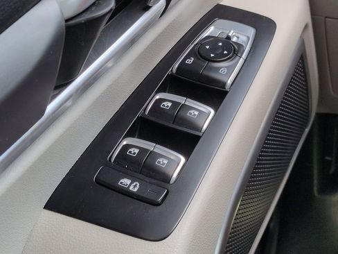 Used 2021 Kia Telluride S FWD image 25