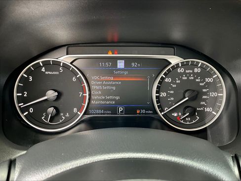 Used 2023 Nissan Altima 2.5 SV w/ SV Premium Package FWD image 13
