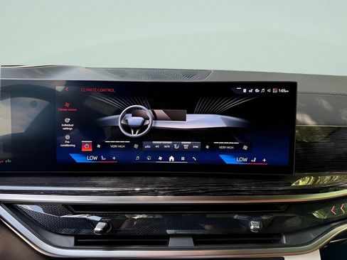 New 2026 BMW X5 xDrive40i AWD/4WD image 16