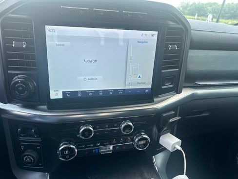 Used 2021 Ford F150 Lariat AWD/4WD image 13