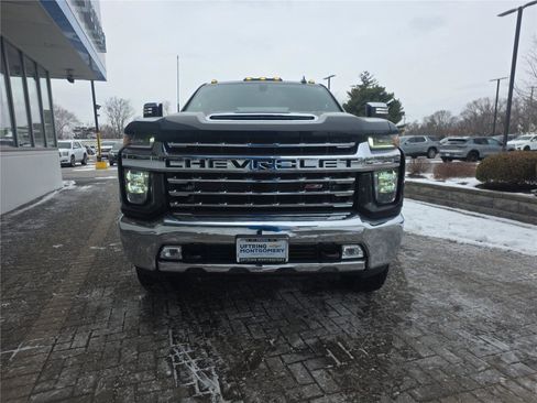 Used 2022 Chevrolet Silverado 2500 LTZ w/ Snow Plow Prep/Camper Package AWD/4WD image 8