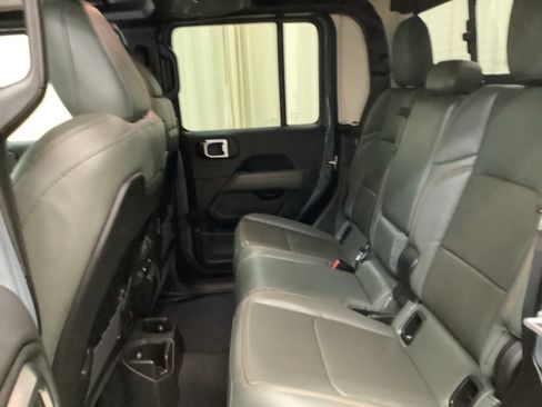 New 2026 Jeep Gladiator Mojave w/ Safety Group AWD/4WD image 23