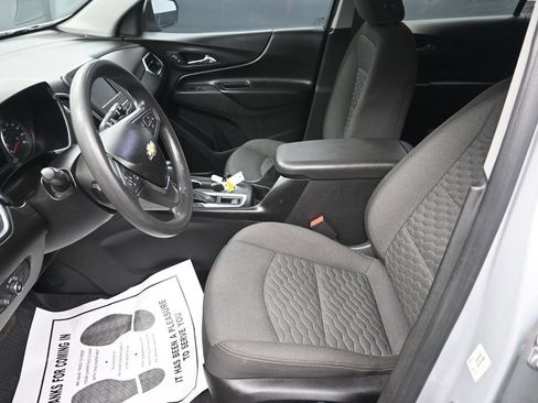 Used 2020 Chevrolet Equinox LT AWD/4WD image 14