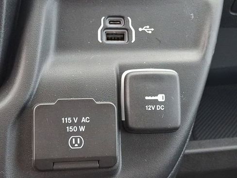 Used 2024 RAM ProMaster 2500 w/ Safety Group image 23