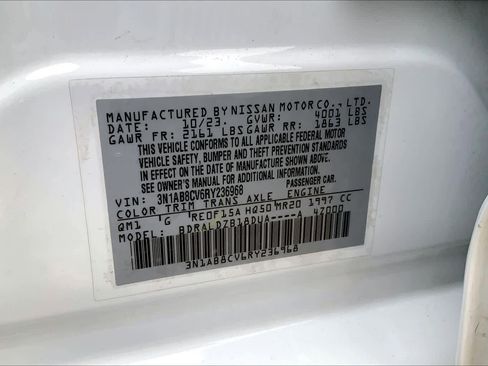 Used 2024 Nissan Sentra SV w/ Trunk Package image 30