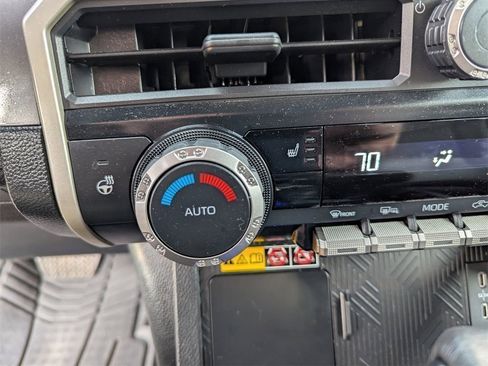 Used 2024 Toyota Tacoma TRD Off-Road image 27