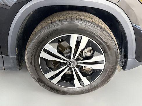 Used 2024 Mercedes-Benz GLA 250 4MATIC image 32
