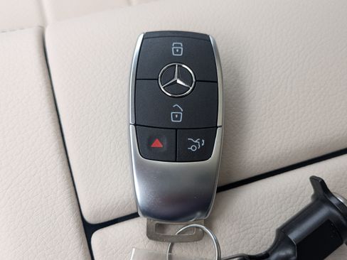 New 2026 Mercedes-Benz GLE 450 4MATIC image 30