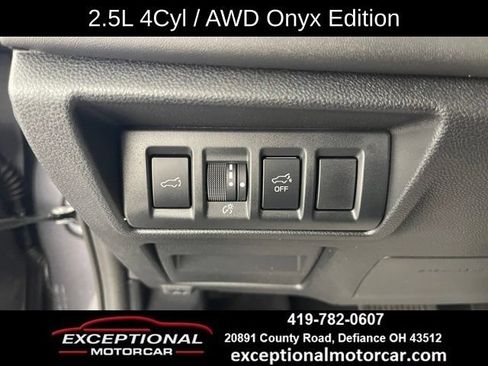 Used 2025 Subaru Outback Onyx Edition AWD/4WD image 36