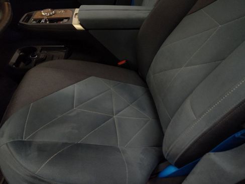 Certified 2023 BMW iX xDrive50 w/ Premium Package image 16