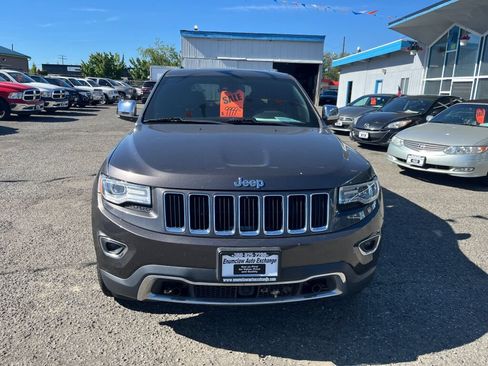 Used 2015 Jeep Grand Cherokee Limited w/ Luxury Group II AWD/4WD image 2