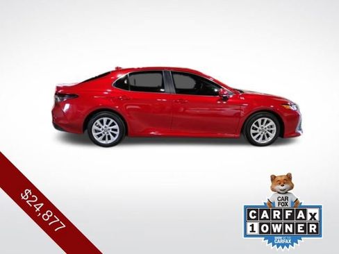 Used 2024 Toyota Camry LE image 2
