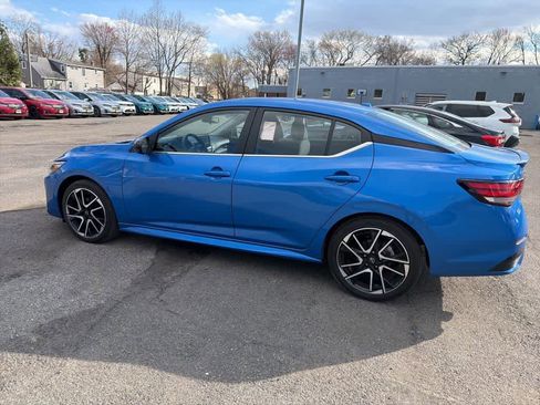 Used 2025 Nissan Sentra SR image 7