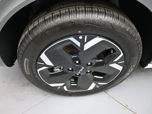 New 2025 Kia Niro Wave w/ Wave Preserve Package image 12