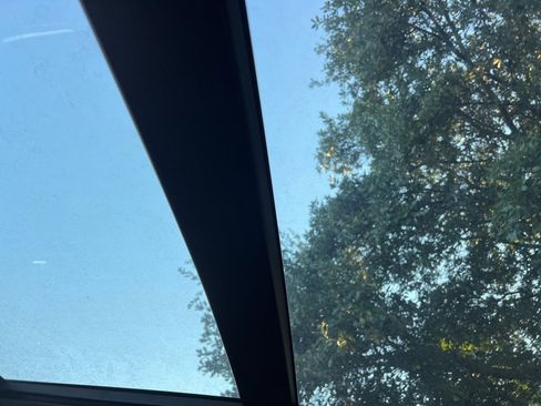 Used 2019 Land Rover Range Rover Sport HSE Dynamic image 20