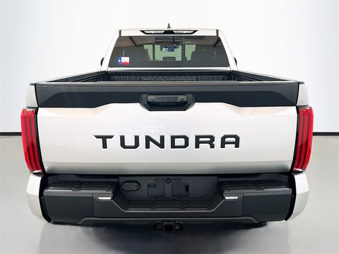 New 2026 Toyota Tundra SR image 5