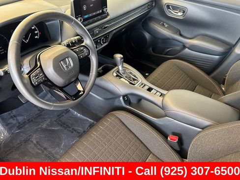 Used 2024 Honda HR-V Sport image 10