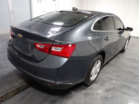 Used 2021 Chevrolet Malibu LS FWD image 4