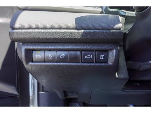 Used 2025 Toyota Camry LE FWD image 14
