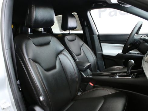 Used 2024 Jeep Compass Limited AWD/4WD image 30